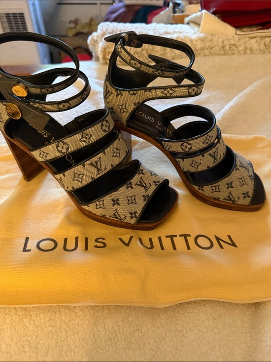 Louis Vuitton Shoes - Louis Vuitton Monogram Block Heel Sandals Navy Denim Mini Lin size 5 (35)